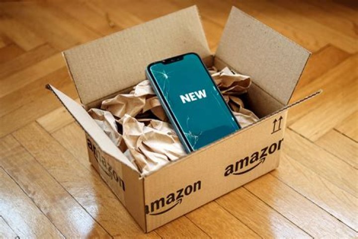 Does Amazon provide free lunch?