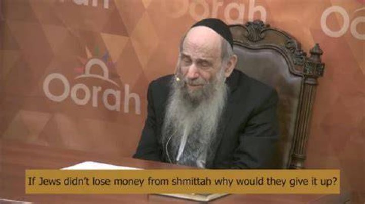 How is a rabbi paid?