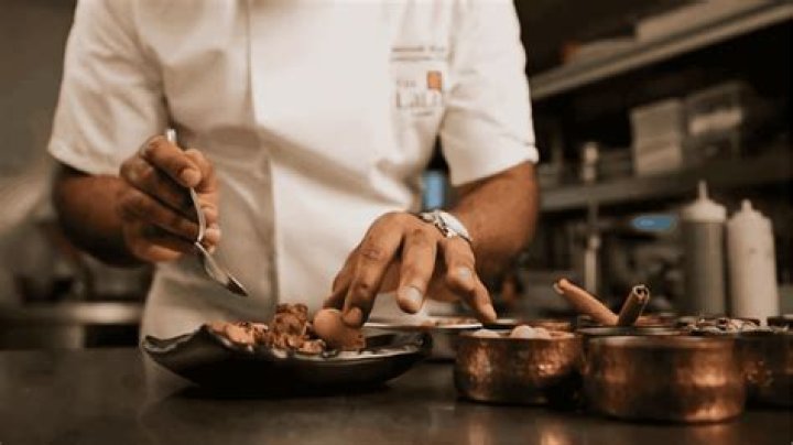 How much is a personal chef per week?